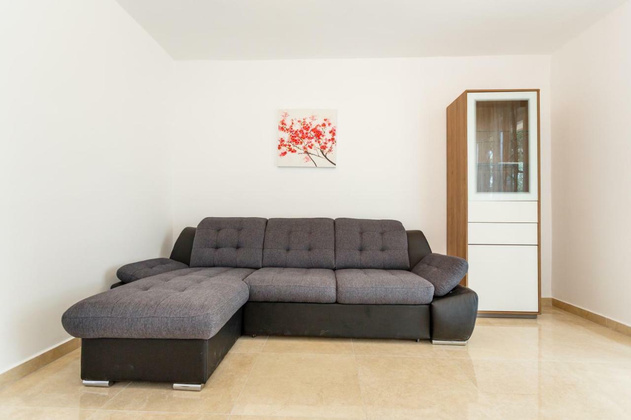 Apartman Maslina Krk Town Exterior foto