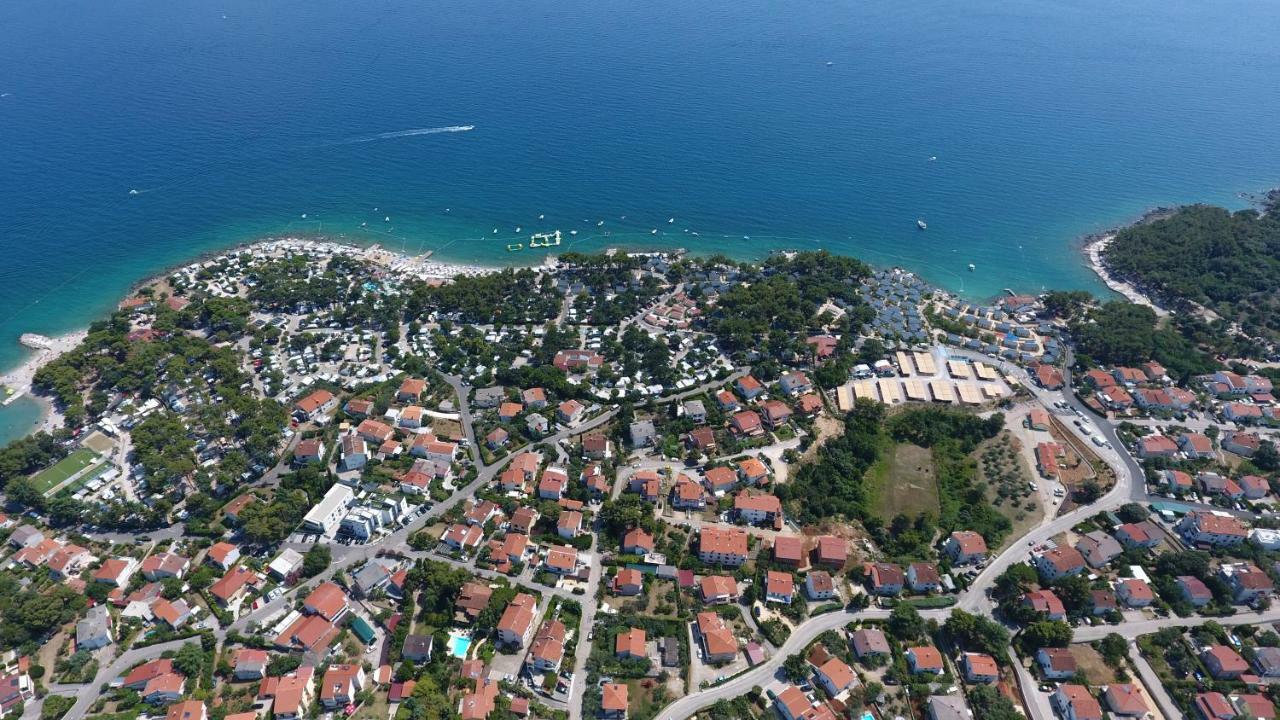 Apartman Maslina Krk Town Exterior foto